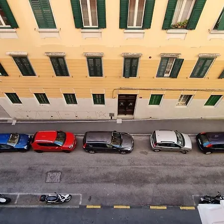 Lo-fi Theater Apartamento